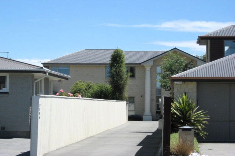 Photo of property in 219a Avonhead Road, Avonhead, Christchurch, 8042