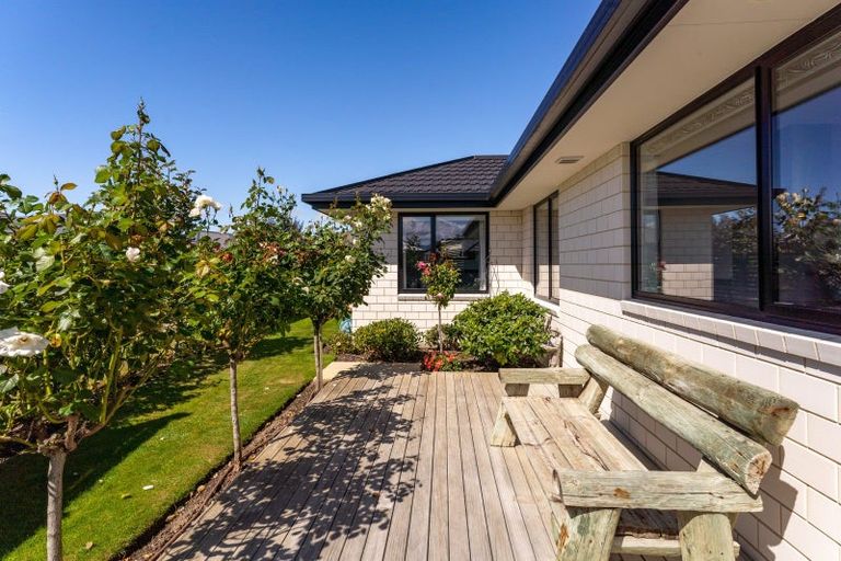 Photo of property in 41 Ara Drive, Redwoodtown, Blenheim, 7201