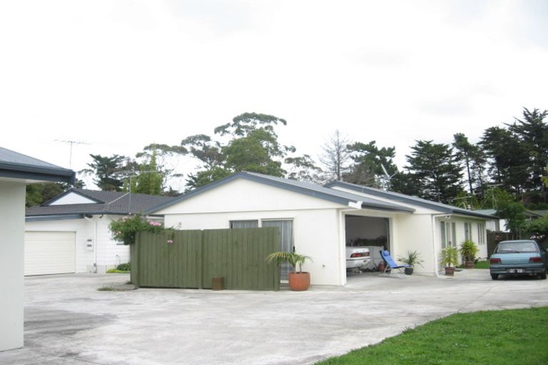 Photo of property in 1/76 Reelick Avenue, Pakuranga Heights, Auckland, 2010