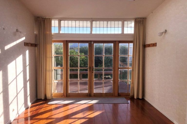 Photo of property in 131 Weraroa Road, Levin, 5510