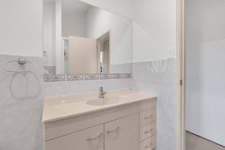 Photo of property in 13 Taipa View Road, Taipa, 0483