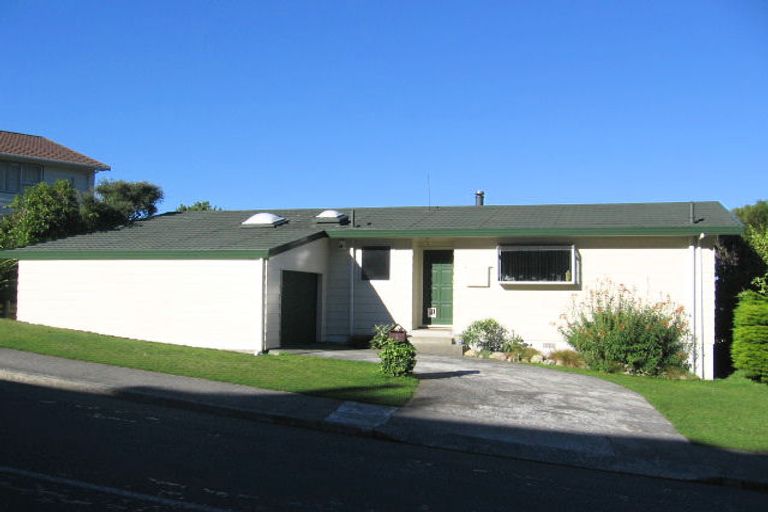Photo of property in 6 Mclintock Street, Johnsonville, Wellington, 6037