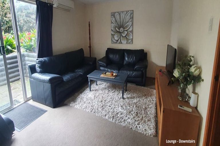 Photo of property in 84a Marine Parade, Mellons Bay, Auckland, 2014