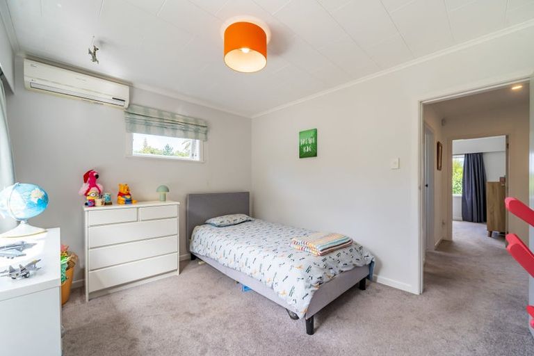Photo of property in 29 Paekakariki Hill Road, Pauatahanui, Porirua, 5381