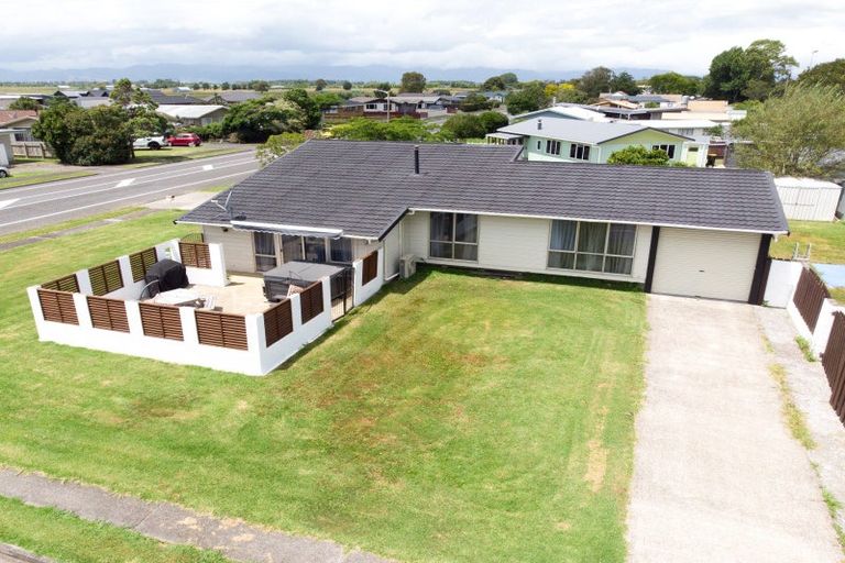 Photo of property in 43 Mahana Road, Ngatea, 3503