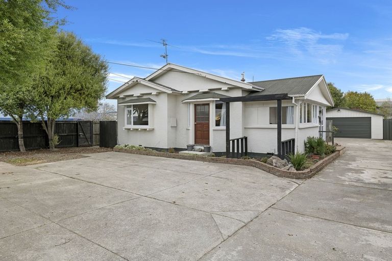 Photo of property in 33 Sylvan Street, Hillmorton, Christchurch, 8024
