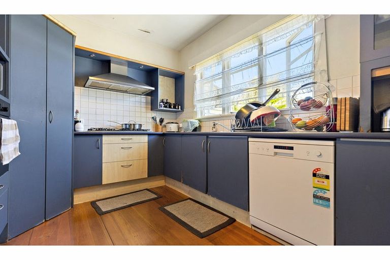 Photo of property in 8 Kahu Road, Riccarton, Christchurch, 8041