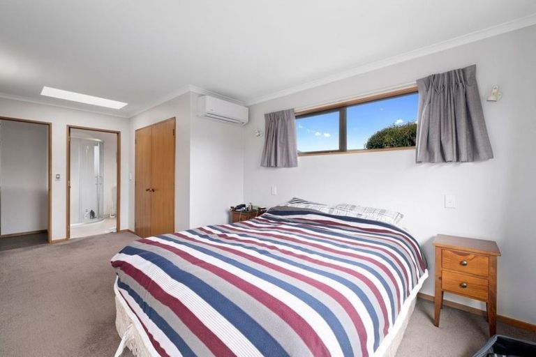 Photo of property in 29 Ragan Lane, Wanaka, 9305