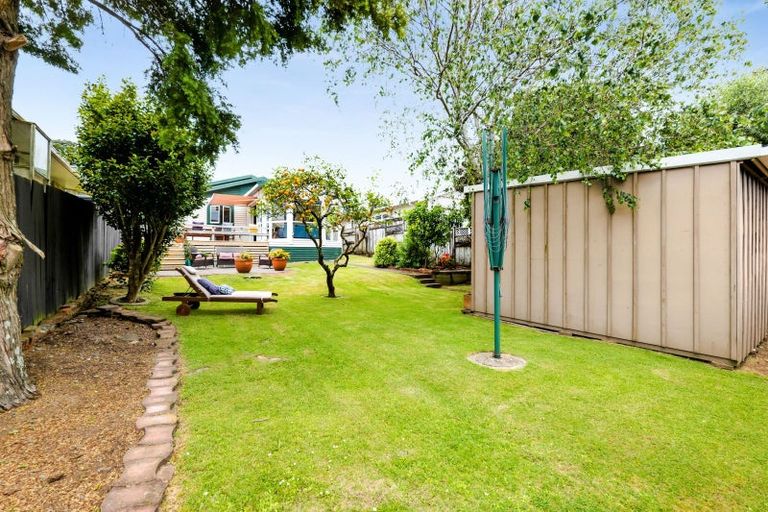 Photo of property in 121 Lemon Street, New Plymouth, 4312