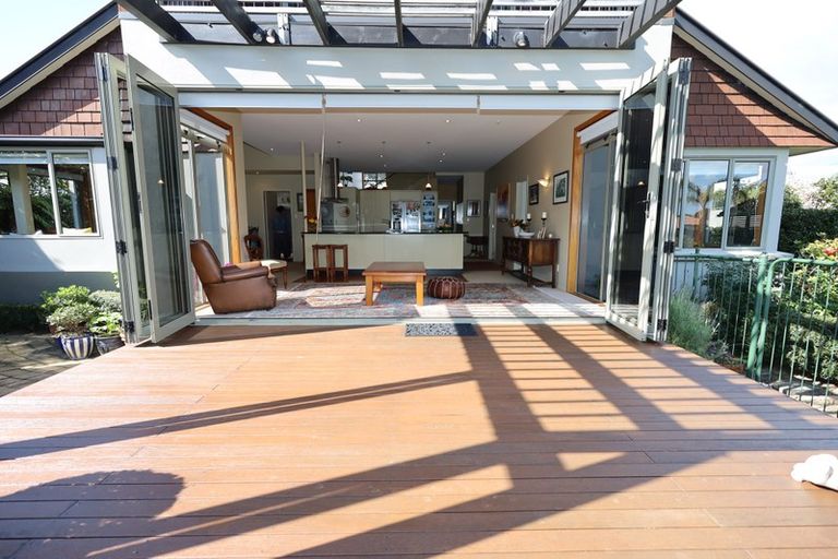 Photo of property in 30 Karaka Road, Otumoetai, Tauranga, 3110