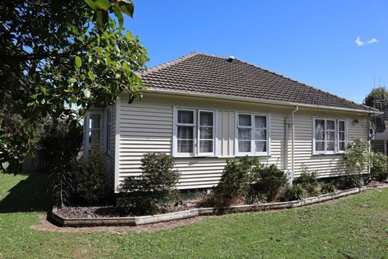 Photo of property in 145 Rangiora Avenue, Roslyn, Palmerston North, 4414