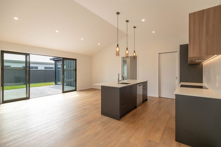 Photo of property in 32 Matau Crescent, Frimley, 4120