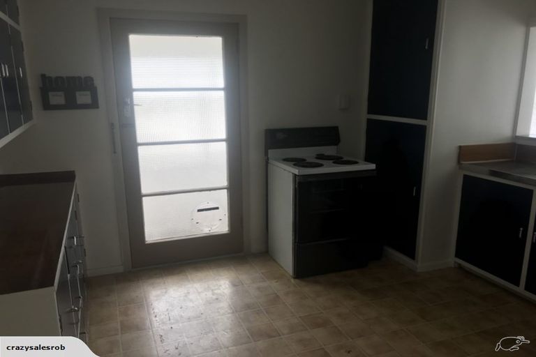 Photo of property in 1/18 Matipo Road, Mairangi Bay, Auckland, 0630