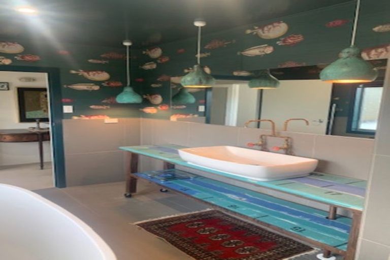 Photo of property in 327 Clifton Road, Te Awanga, 4102