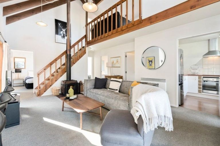 Photo of property in 25d Williams Street, Sunshine Bay, Queenstown, 9300