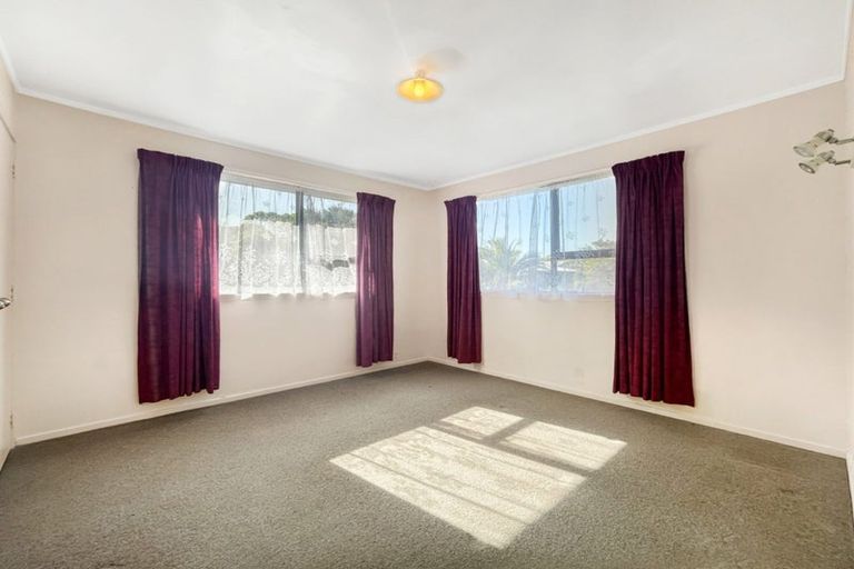 Photo of property in 11b Langton Road, Stanmore Bay, Whangaparaoa, 0932