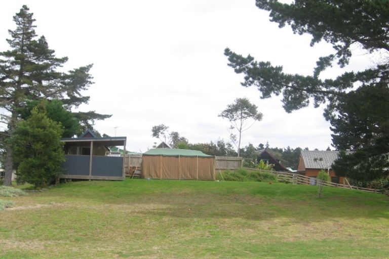 Photo of property in 102 Rata Place, Matarangi, Whitianga, 3592