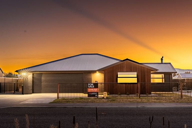 Photo of property in 48 Lakeland Avenue, Twizel, 7901