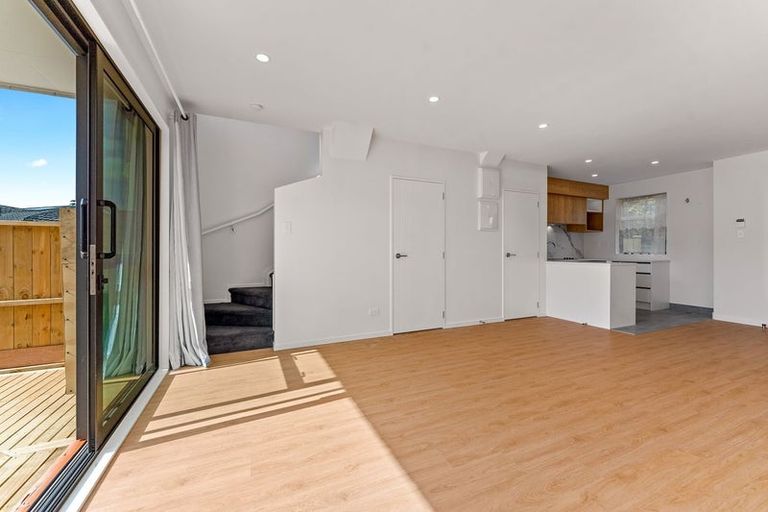 Photo of property in 17c Swaffield Road, Papatoetoe, Auckland, 2025