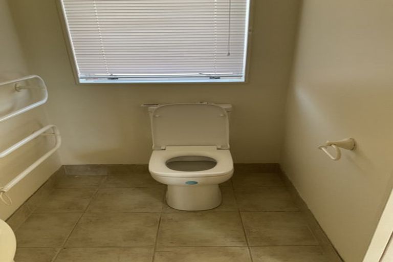 Photo of property in 10 Sambrooke Crescent, Flat Bush, Auckland, 2019