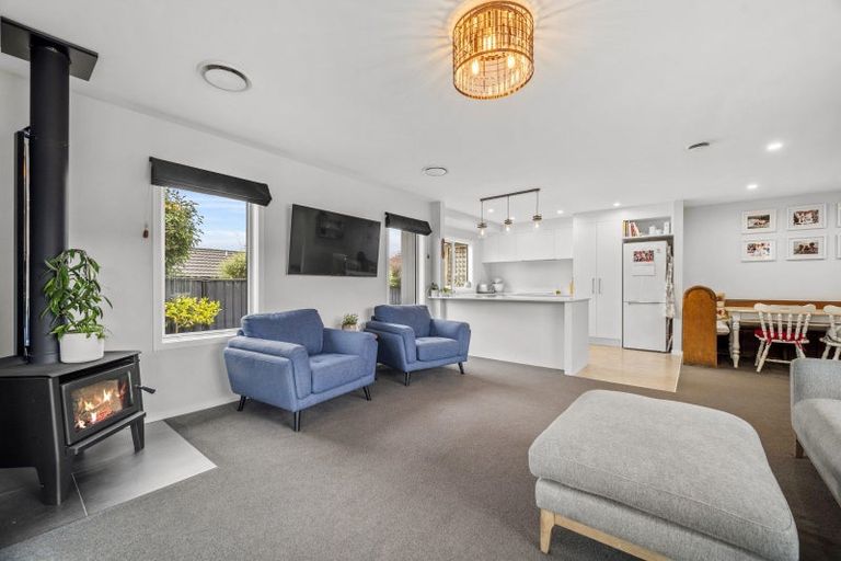 Photo of property in 8 Stonefly Place, Nukuhau, Taupo, 3330