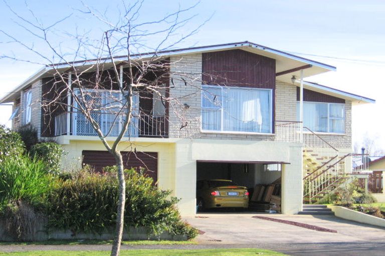 Photo of property in 21 Garden Heights Avenue, Glenview, Hamilton, 3206