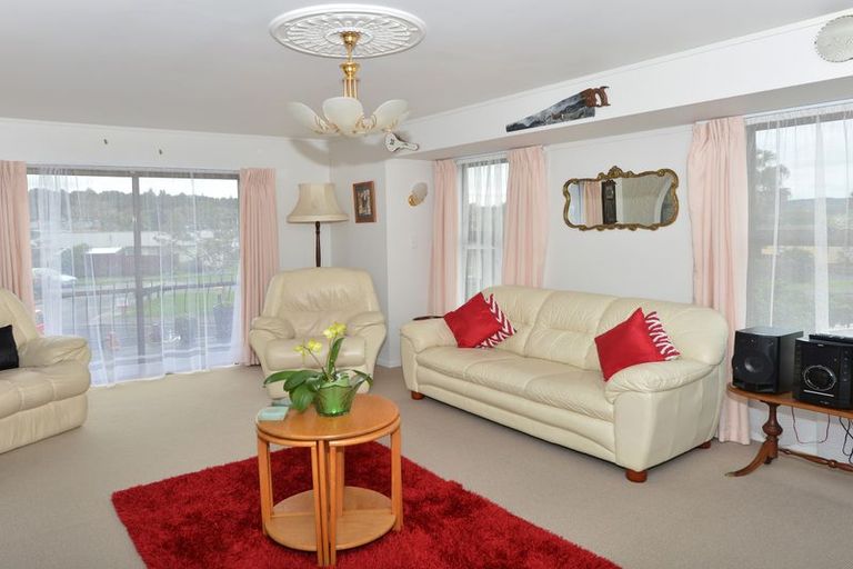 Photo of property in 9 Coleridge Place, Tikipunga, Whangarei, 0112