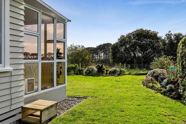 Photo of property in 3624 Eltham Road, Opunake, 4682