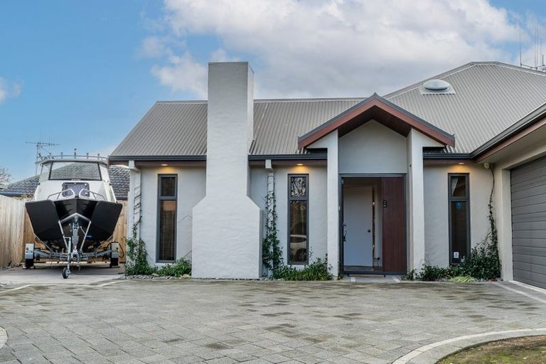 Photo of property in 50 Cairns Crescent, Rototuna, Hamilton, 3210