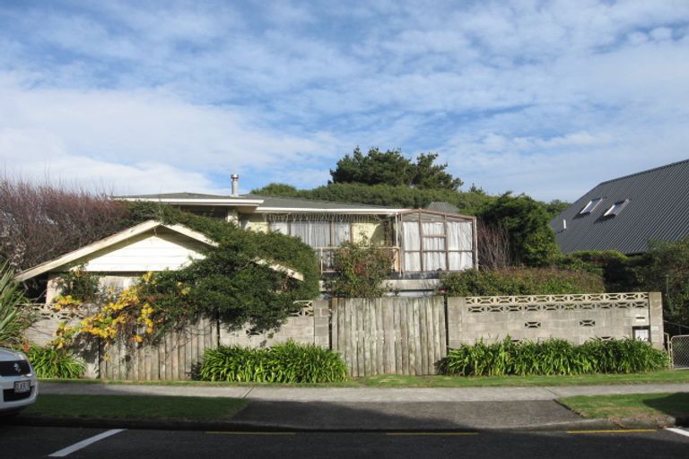 Photo of property in 20 Garden Road, Raumati Beach, Paraparaumu, 5032
