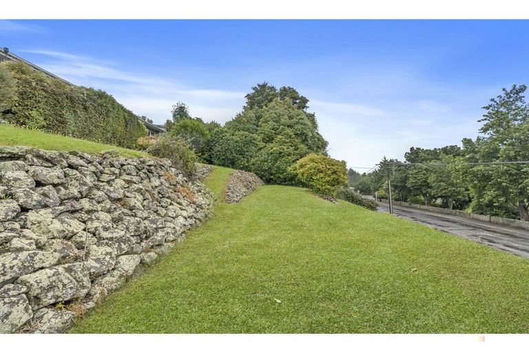 Photo of property in 12 Coulter Place, Geraldine, 7930