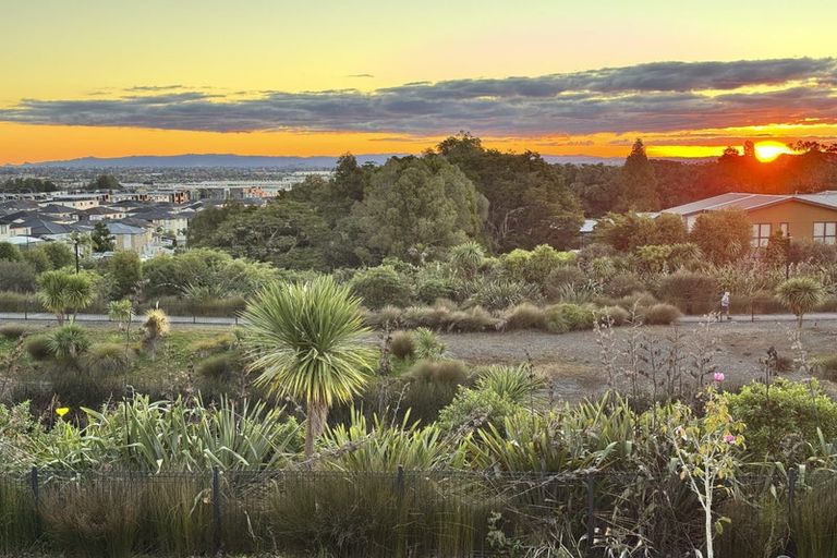 Photo of property in 7 Fricker Way, Flat Bush, Auckland, 2019