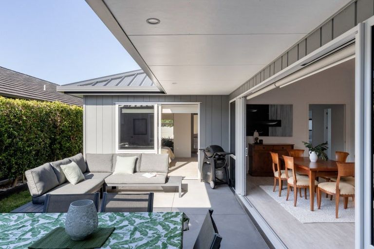 Photo of property in 25 Coast Boulevard, Papamoa Beach, Papamoa, 3118