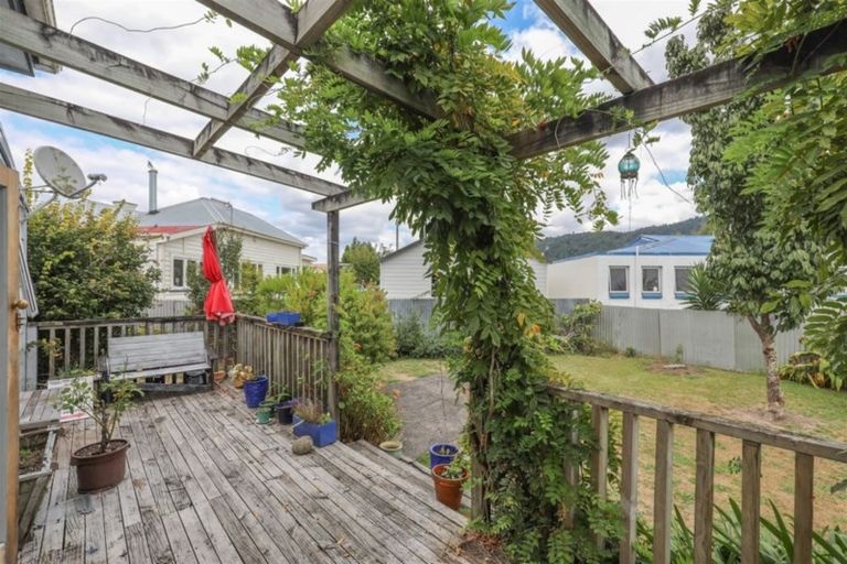 Photo of property in 11 Waikato Esplanade, Ngaruawahia, 3720