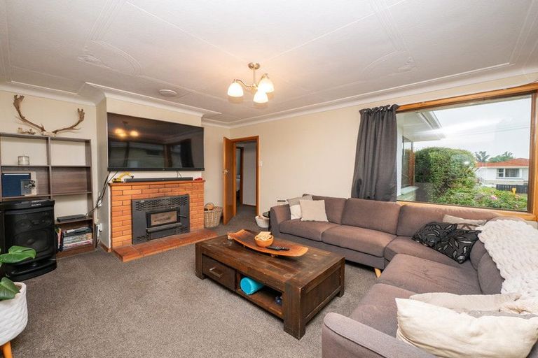 Photo of property in 43 Mcdonald Street, Mosgiel, 9024