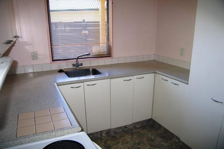 Photo of property in 3/4 Brockworth Place, Riccarton, Christchurch, 8011