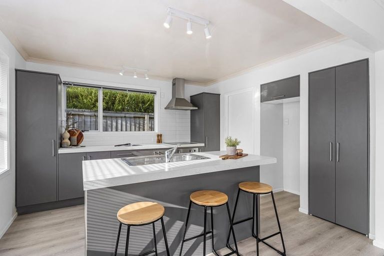 Photo of property in 2/15 Flemington Avenue, North New Brighton, Christchurch, 8083