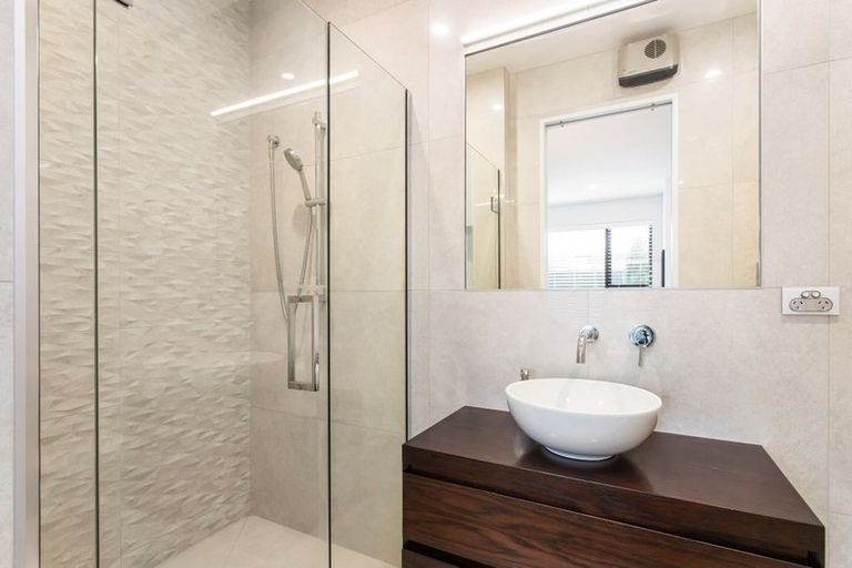 Photo of property in 79 Fendalton Road, Fendalton, Christchurch, 8014