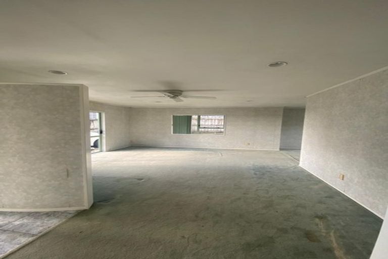 Photo of property in 14 Crail Court, Totara Heights, Auckland, 2105