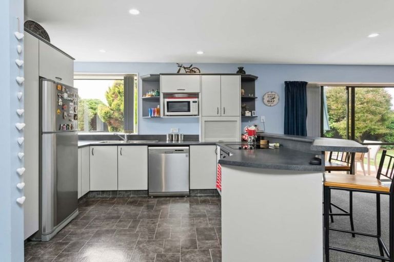 Photo of property in 22 Sea Eagles Place, North New Brighton, Christchurch, 8083
