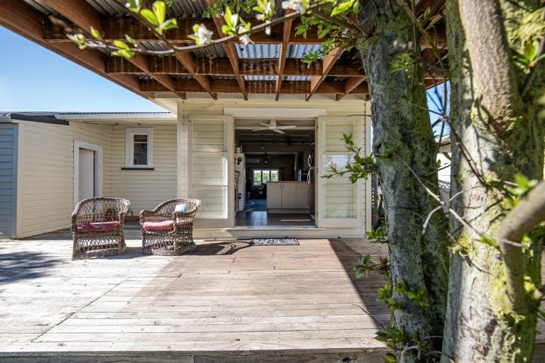 Photo of property in 39 Mcgreevy Street, Waipawa, 4210
