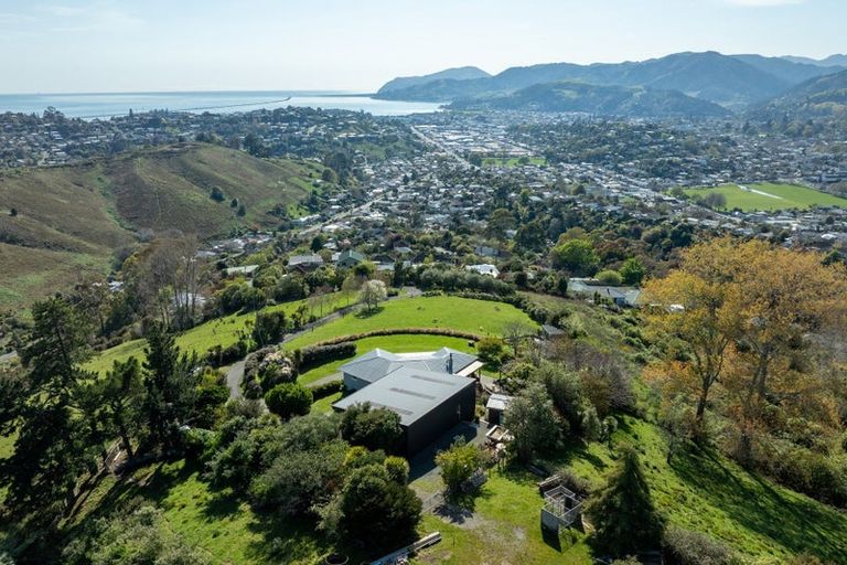 Photo of property in 20a Matipo Terrace, Toi Toi, Nelson, 7010