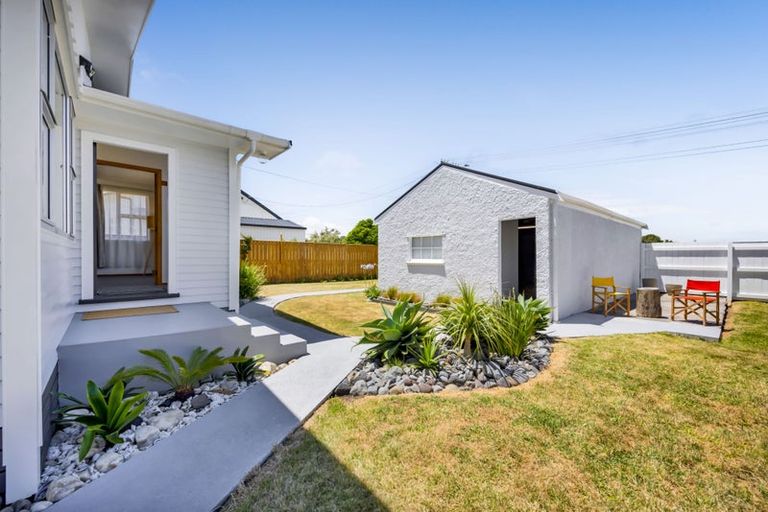 Photo of property in 28a Napier Street, Opunake, 4616