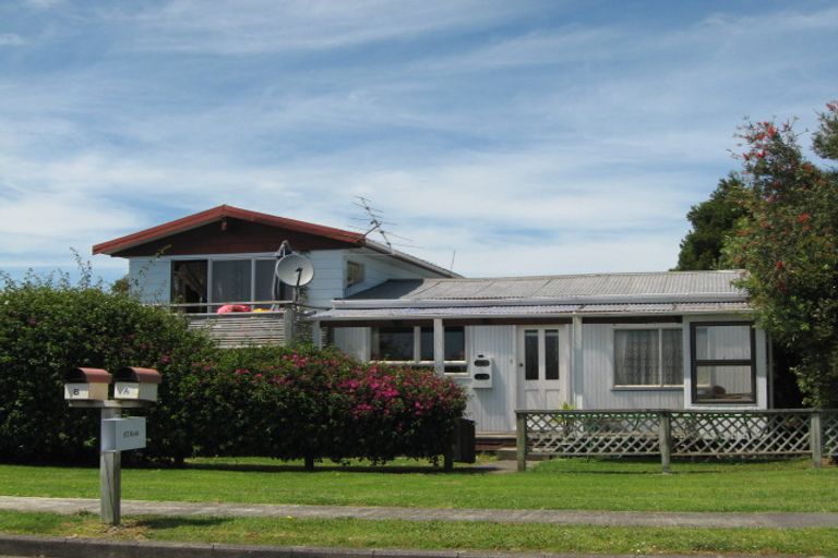 Photo of property in 15b Crispe Road, Clarks Beach, 2122