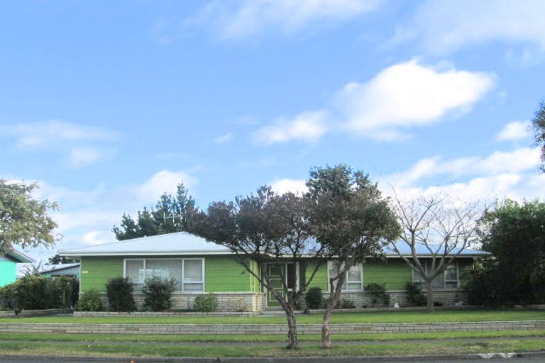 Photo of property in 8 Tait Drive, Greenmeadows, Napier, 4112
