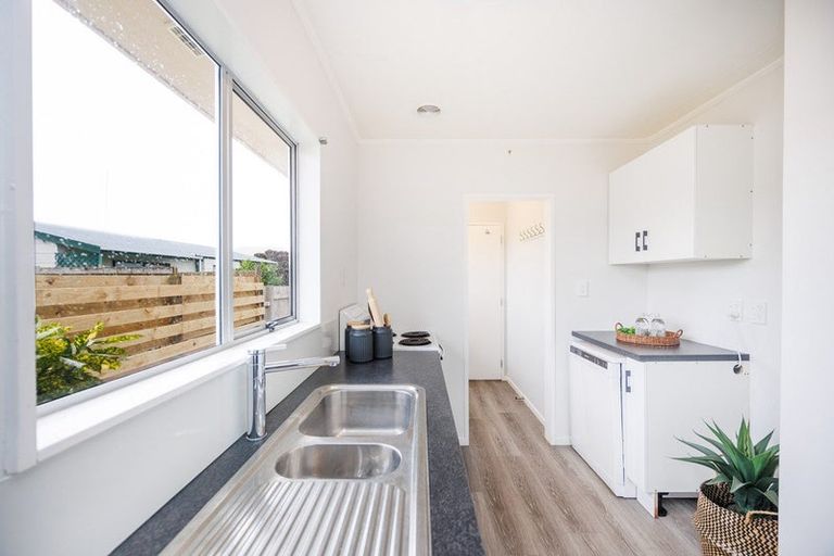 Photo of property in 20b Hilton Grove, Kelvin Grove, Palmerston North, 4414