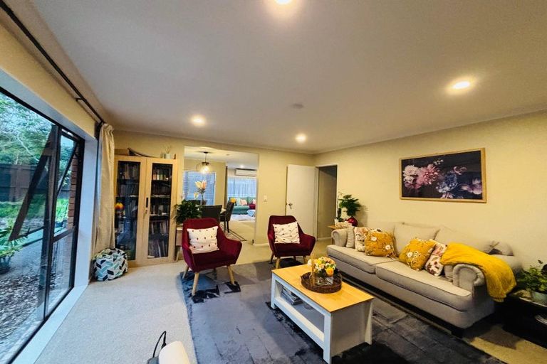 Photo of property in 191c Hill Road, Manurewa, Auckland, 2105