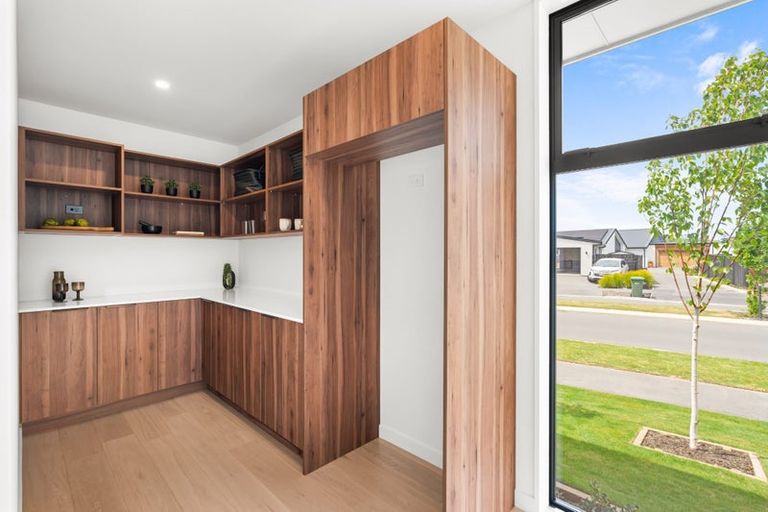 Photo of property in 90 Stationmasters Way, Prebbleton, 7604