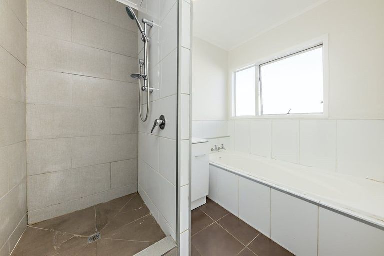 Photo of property in 68 Chelburn Crescent, Mangere East, Auckland, 2024