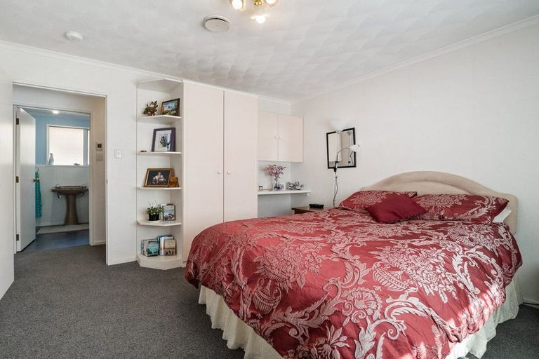 Photo of property in 152a Bay View Road, South Dunedin, Dunedin, 9012